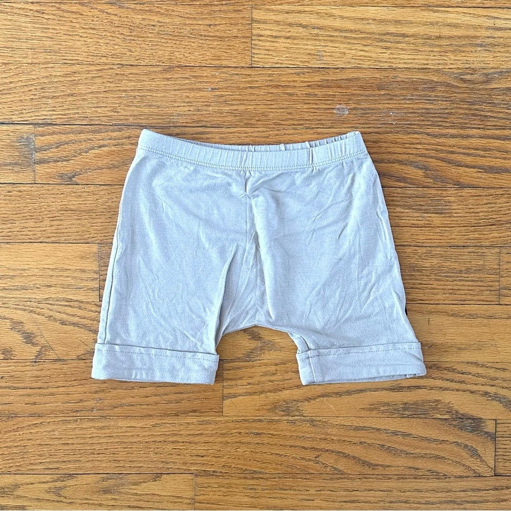 Kyte Baby Harem Shorts in Oat 2T